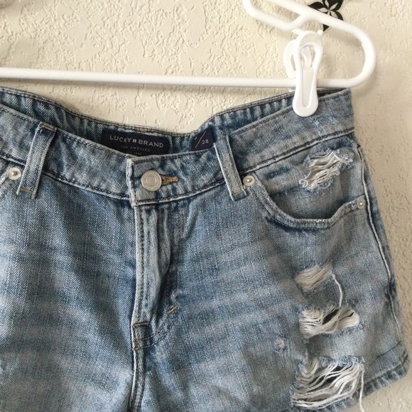 Lucky Brand The Cut Off shorts - Picture 2 of 5